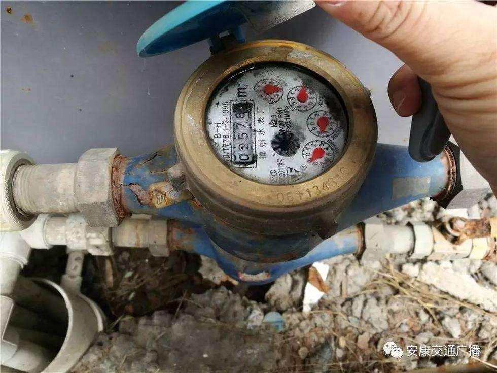 潍坊家里水表在不用的时候空转，是漏水吗？